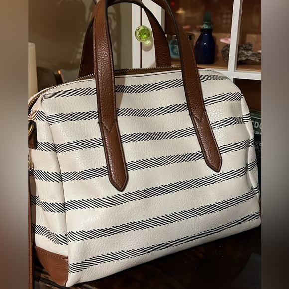 FOSSIL SATCHEL CROSSBODY - Picture 4 of 6
